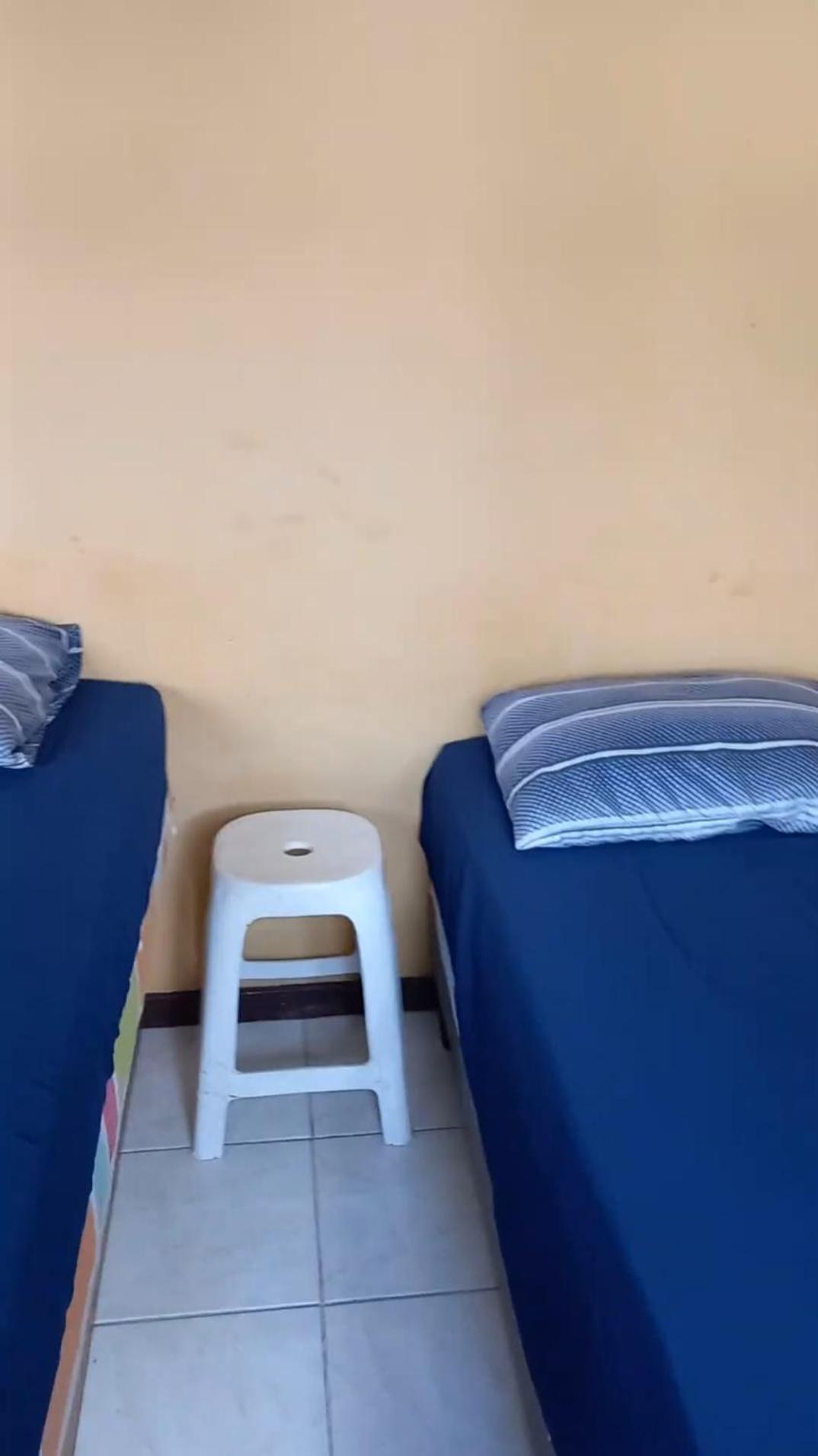 A 50M Da Praia Do Forte Em Cabo Frio Eksteriør billede